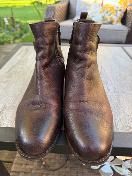 Cole Haan Shoes - Cole Haan leather booties . Women’s size 8.5